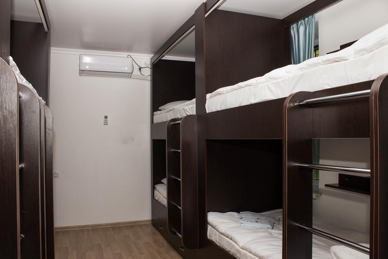 Nicehostel Alma-Ata Exteriör bild